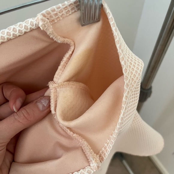 Misguided Bardot Nude Bodycon Dress - Picture 6 of 6